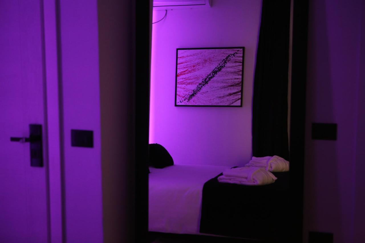 Dark Boutique Hotel Shkoze Exterior foto