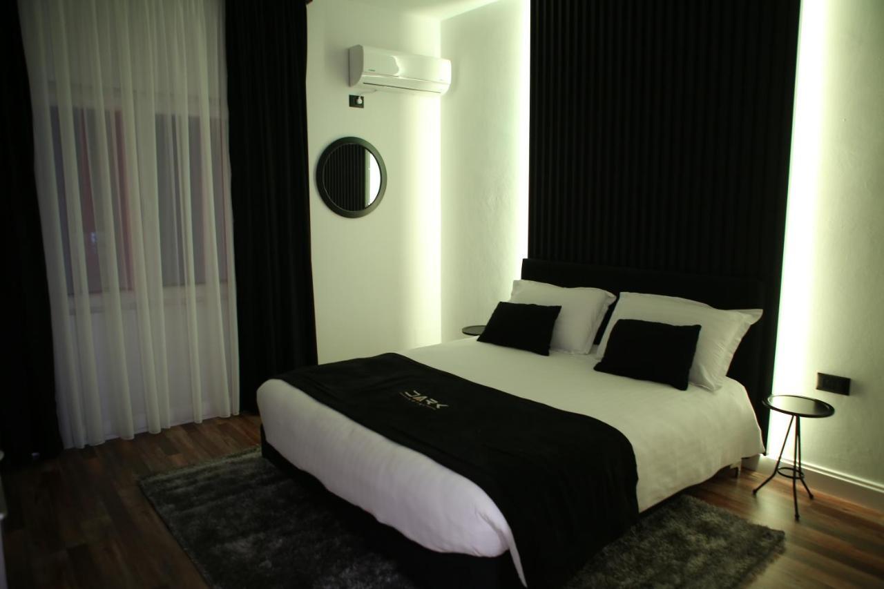 Dark Boutique Hotel Shkoze Exterior foto