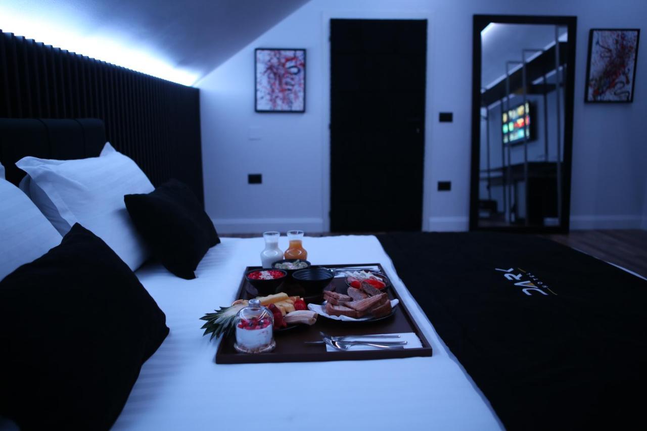 Dark Boutique Hotel Shkoze Exterior foto