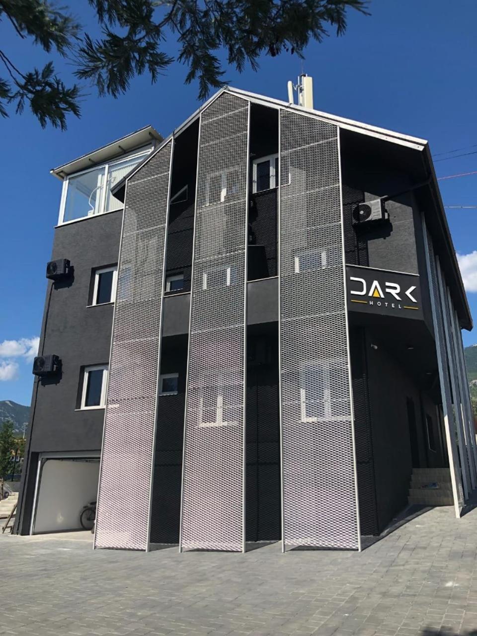 Dark Boutique Hotel Shkoze Exterior foto